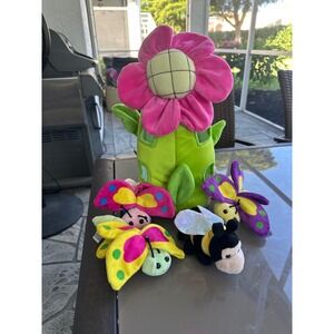 Unipak Plush Flower House w/ Ladybug Bee Butterfly Finger‎ Puppets Toy EUC
